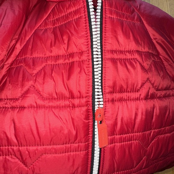Hunter Puffer Vest Womens L Red Quilted Packable Lightweight Nylon Outdoor Layer - Picture 4 of 12
